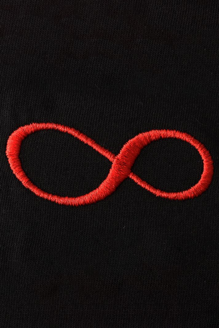 Sonsuzluk Desenli Nakış Siyah T-Shirt - Sevgililer Günü Hediyesi