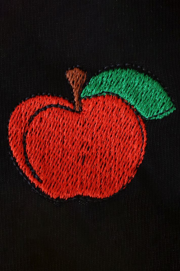 Kırmızı Elma Desenli Nakış Bisiklet Yaka Sweatshirt