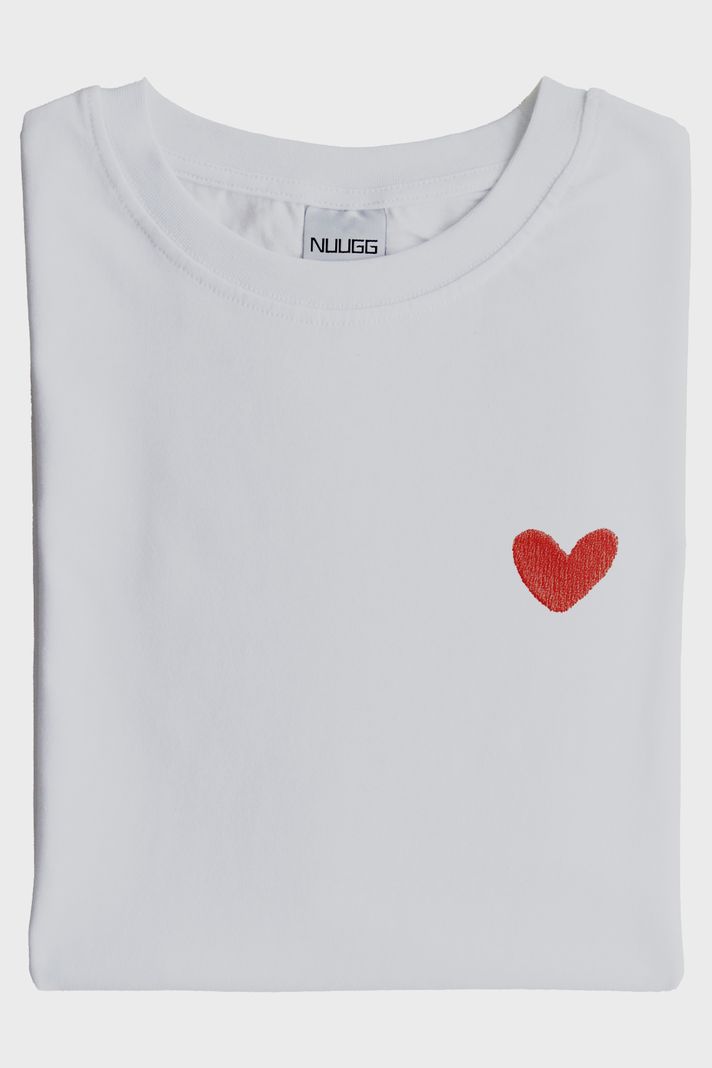 Kalp ve All You Need Is Love Yazılı Tişört - Sevgililer Günü