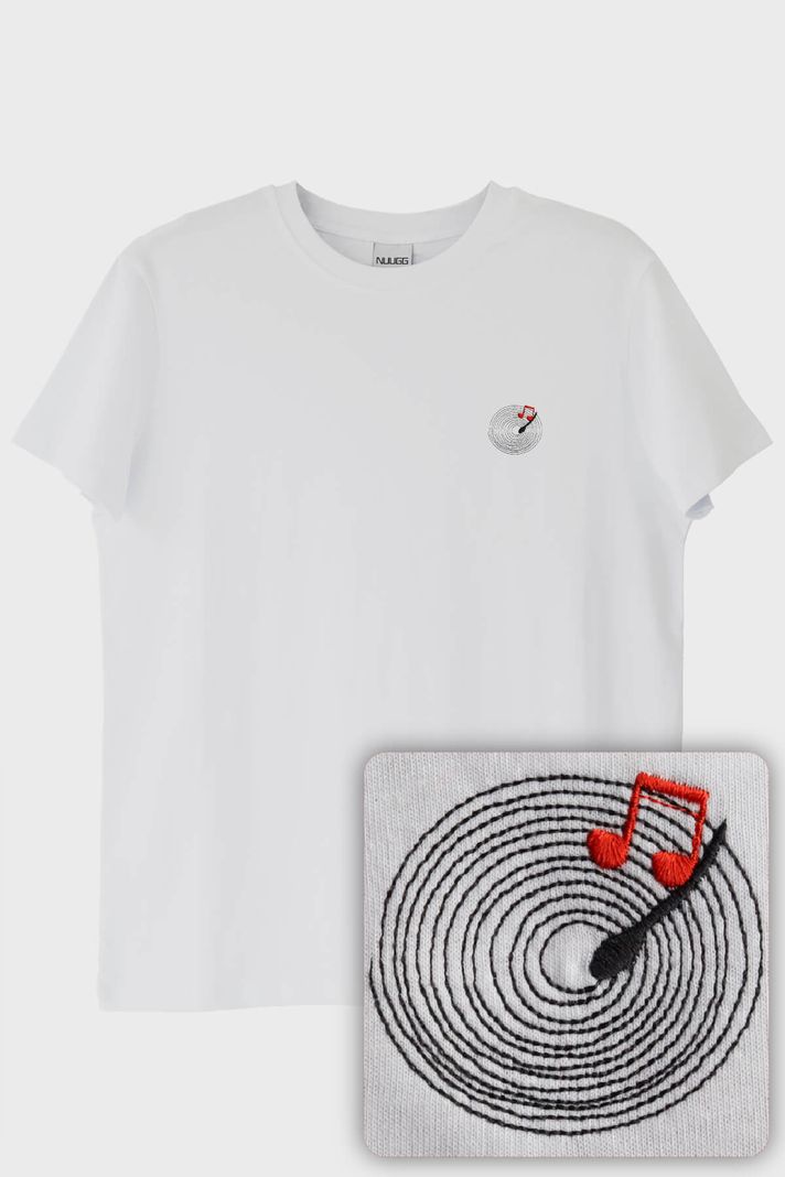 Plak Desenli Nakış Müzik T-Shirt
