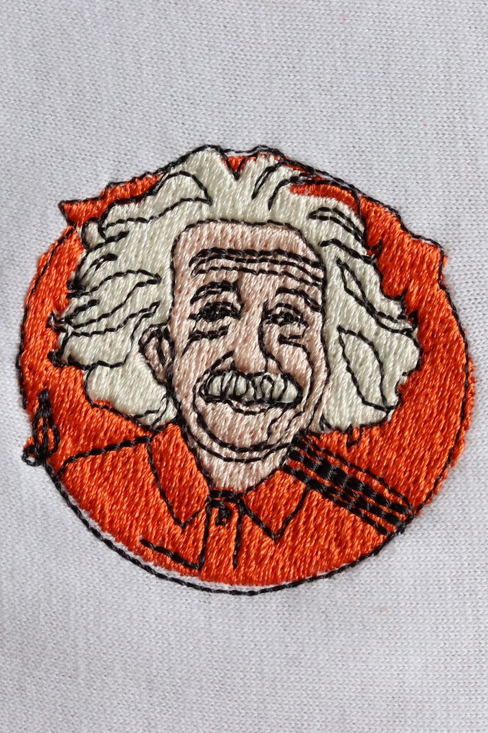 Einstein Desenli Nakışlı Tişört