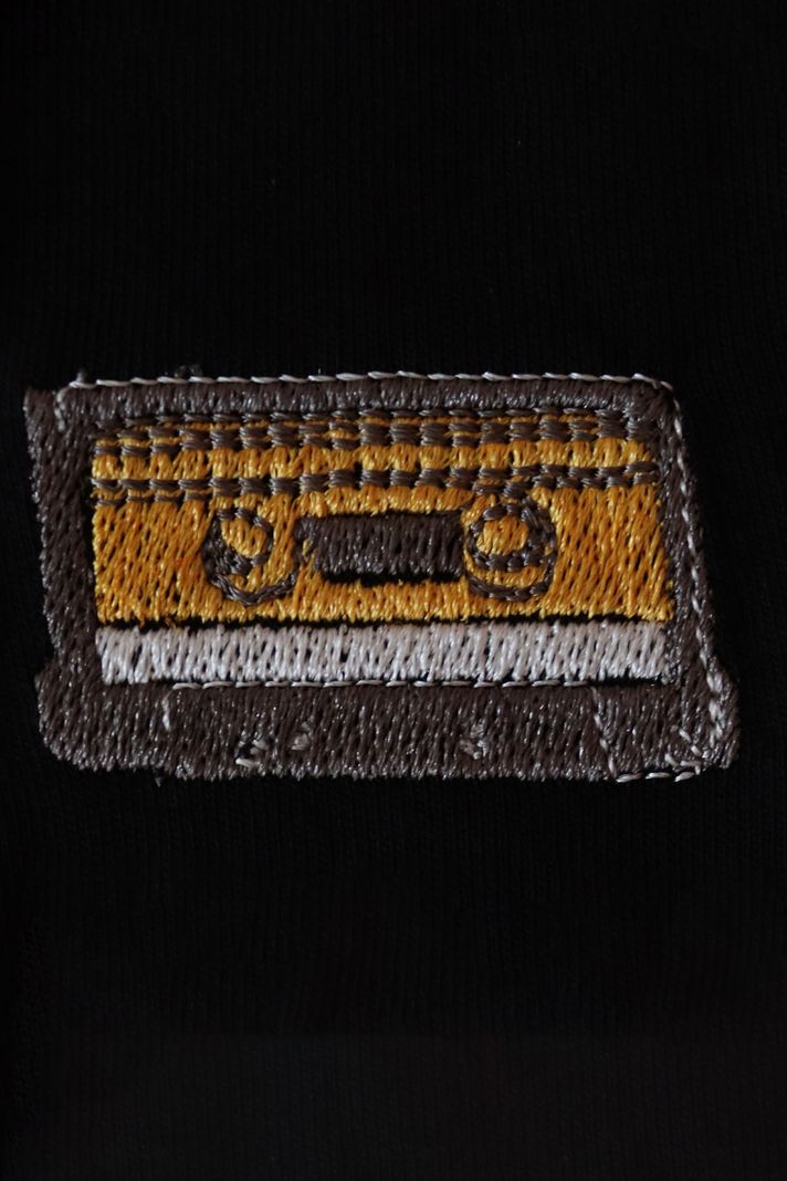 Sarı Kaset Desenli Nakış Hoodie