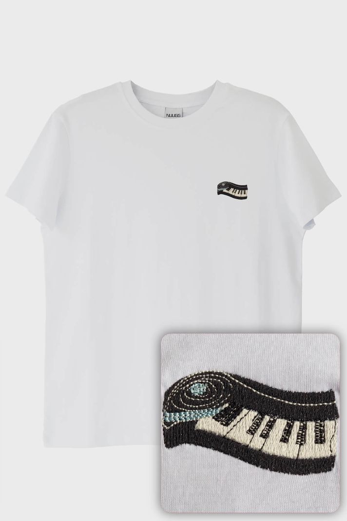 Piyano Tuşları Nakışlı Müzik T-Shirt