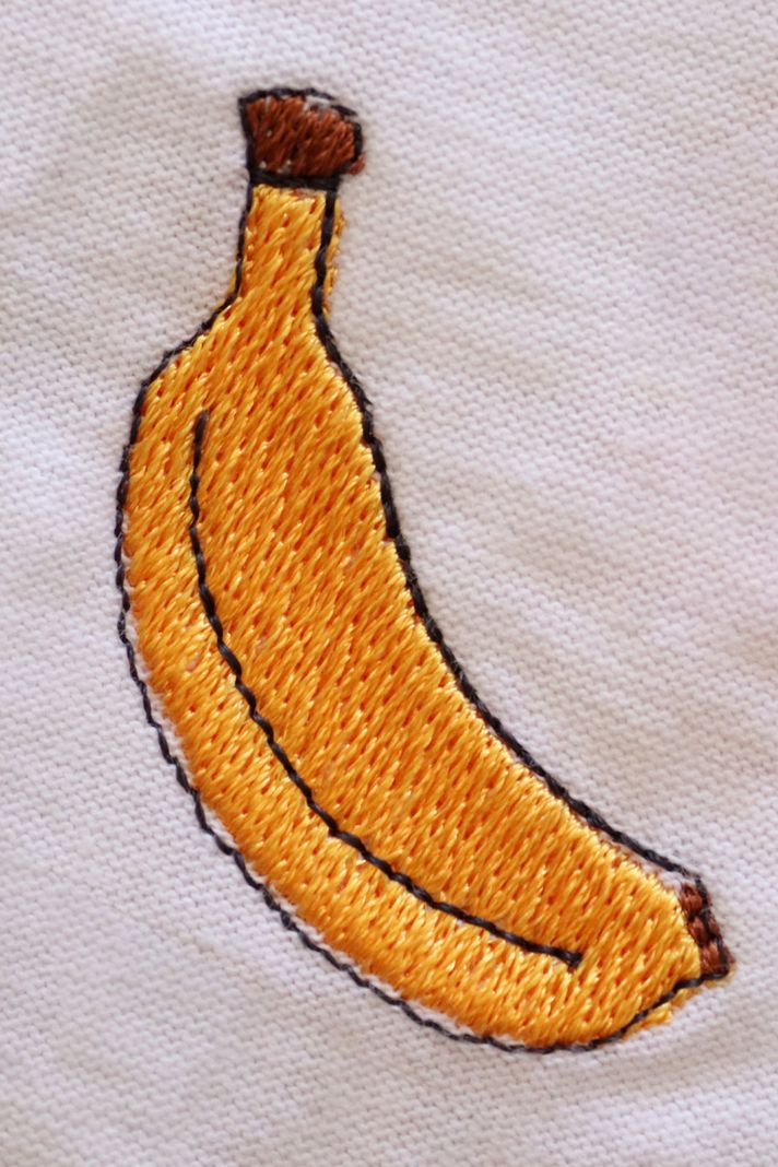 Muz Desenli Nakış Tişört