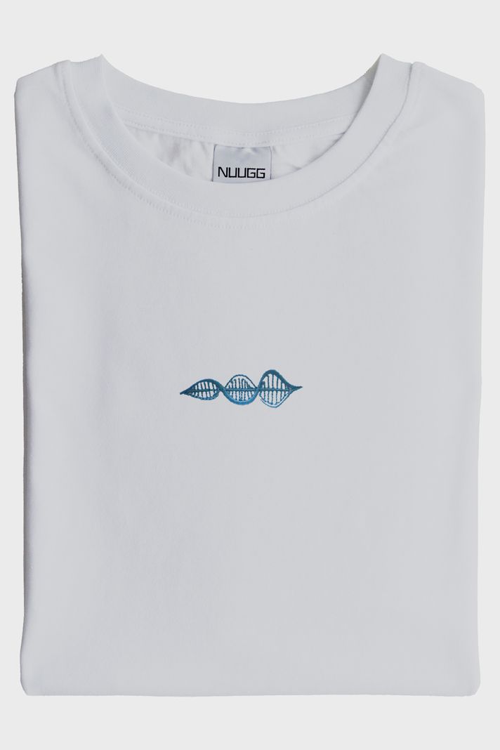 Mavi DNA Nakışlı Tişört