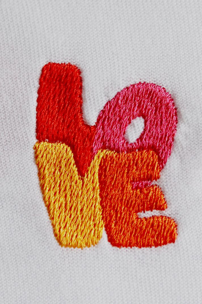 LO-VE Desenli Nakış Tişört - Sevgililer Günü Tasarımı