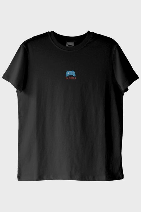 Player 1 Joystick Desenli Nakış Siyah T-Shirt - Gamer Çiftler İçin