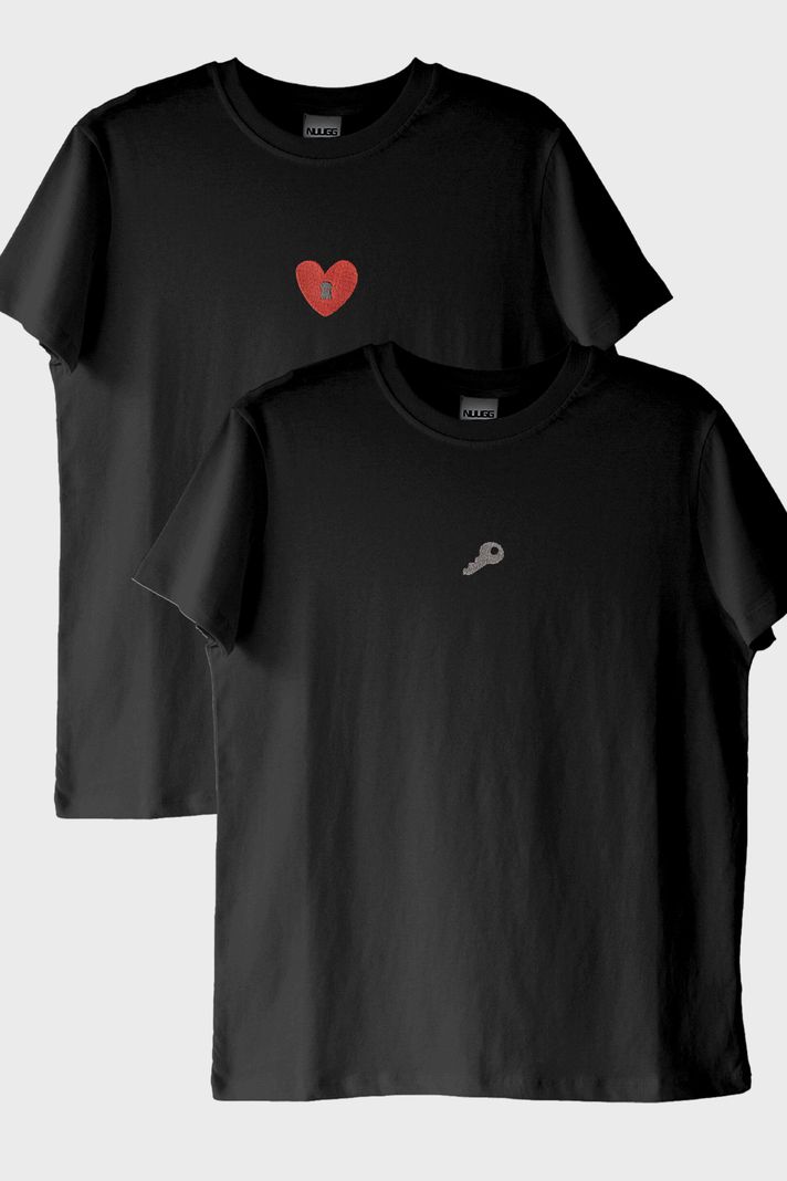 Anahtar ve Kalpli Kilit Desenli Çift Tişörtleri