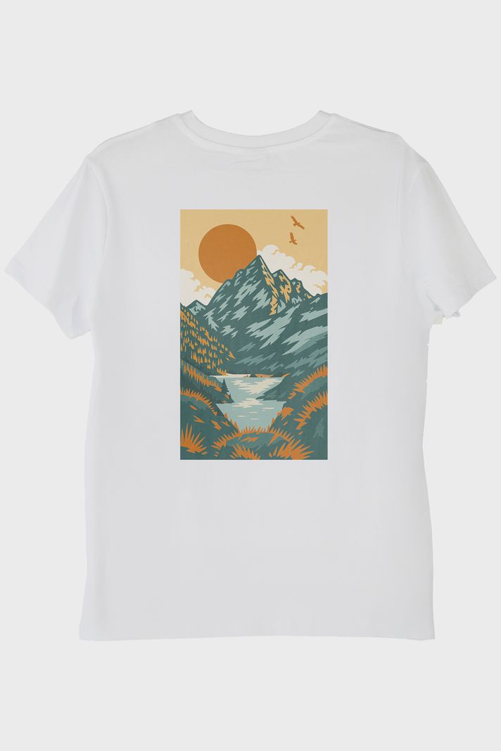 Doğa Manzaralı Turuncu Güneşli Baskılı Beyaz Tişört