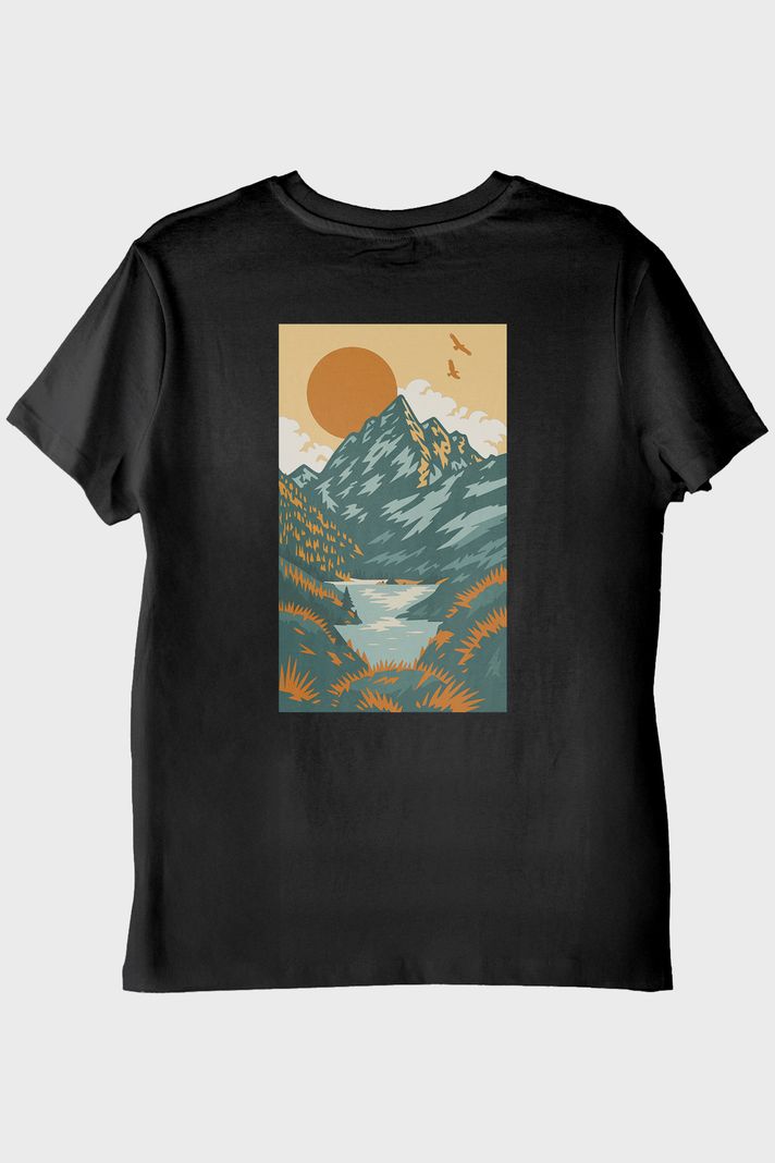 Doğa Manzaralı Turuncu Güneşli Baskılı Siyah Tişört