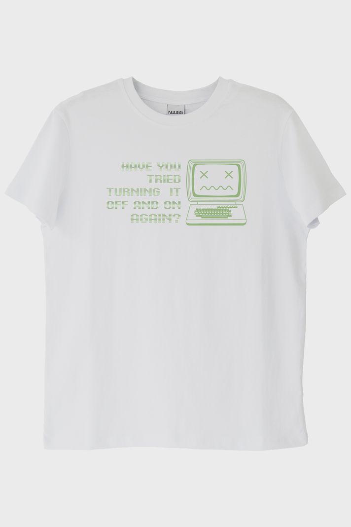 Turning It Off and On Again Baskılı Retro Beyaz Tişört