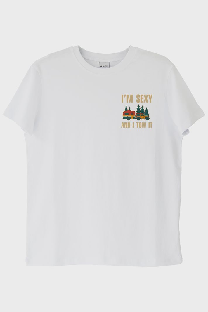 I'M SEXY AND I TOW IT Karavan Baskılı Beyaz Tişört