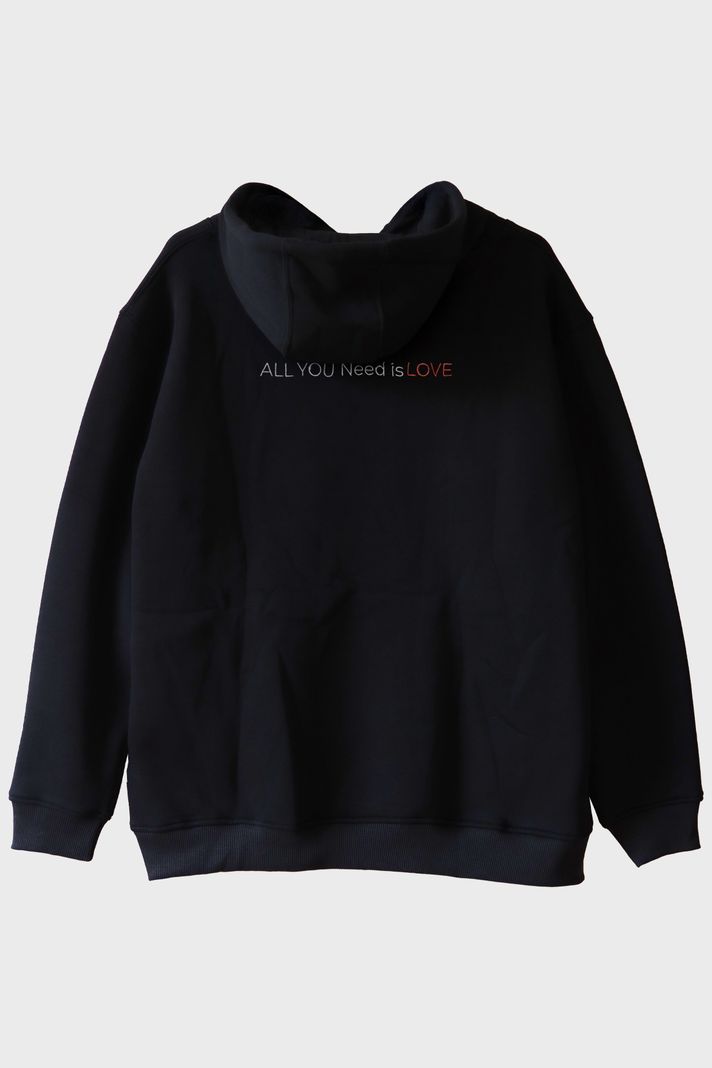 Kalp ve All You Need Is Love Yazılı Hoodie - Sevgililer Günü