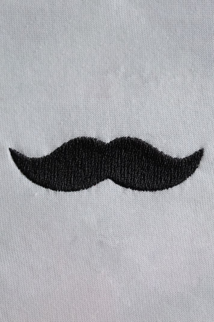 Bıyık Desenli Nakış Tişört - Sevgililer Günü Çift Tişörtleri