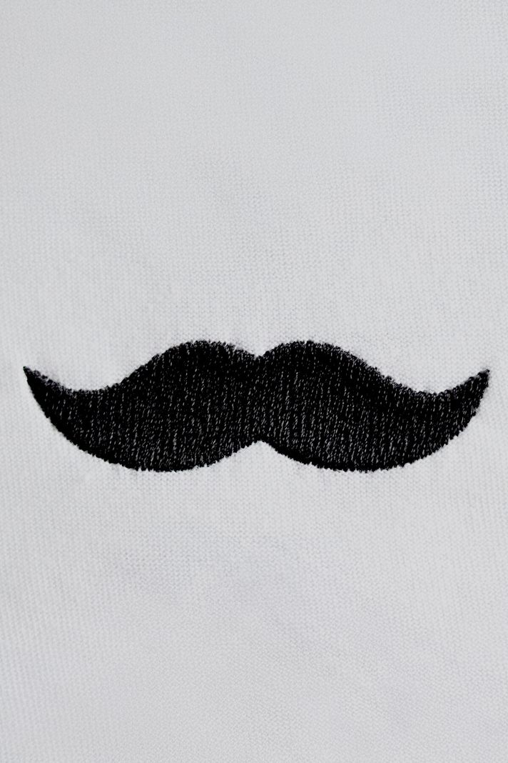 Dudak ve Bıyık Desenli Çift Kombin Tişört