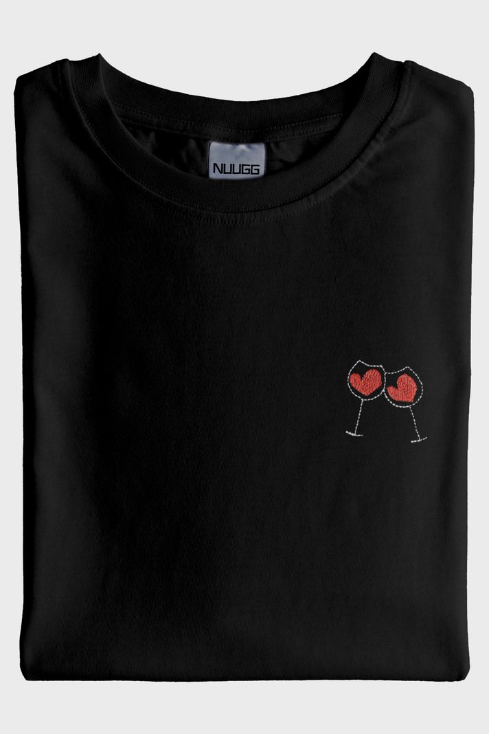 Kalpli Kadeh Desenli Nakış Siyah T-Shirt - Sevgililer Günü Çift Tişörtleri