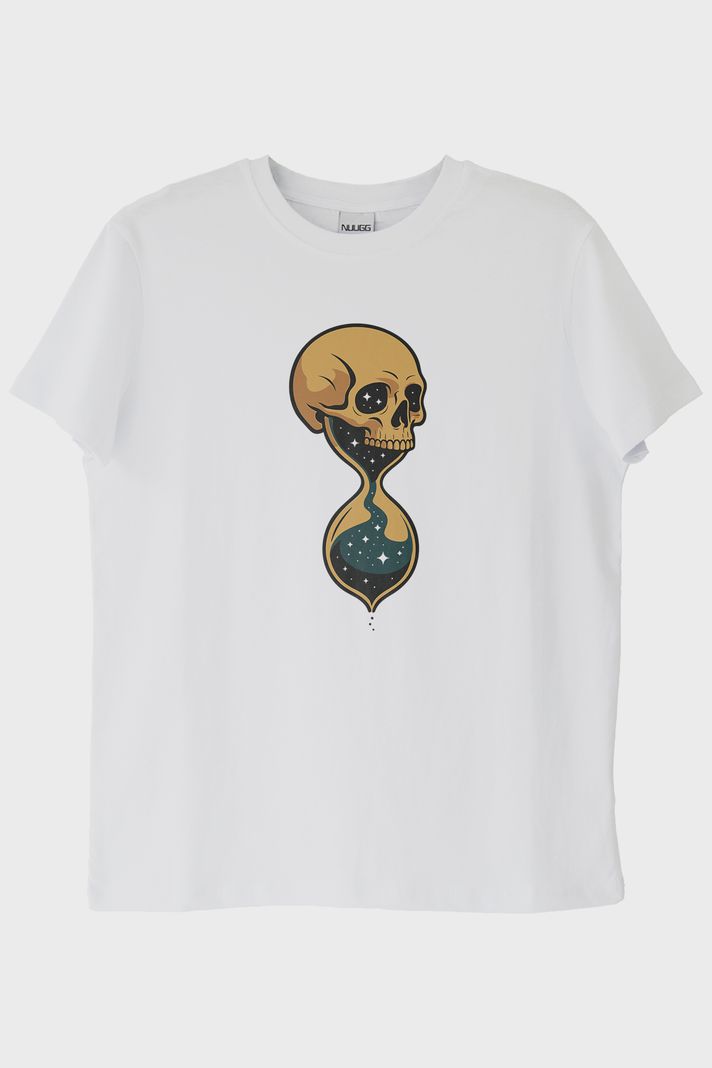 Karanlık Akış: Yıldızlı Kafatası Beyaz Tişört