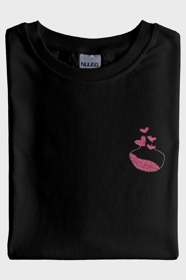 Aşk İksiri Desenli Nakış Siyah T-Shirt - Sevgililer Günü Çift Tişörtleri