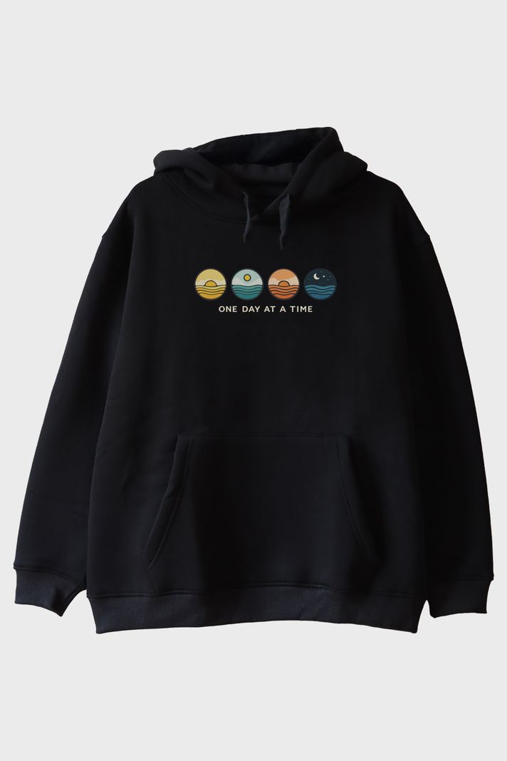 One Day at a Time Siyah Hoodie