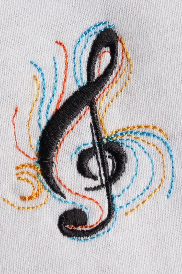 Siyah Sol Anahtarı Renkli Nakış Müzik T-Shirt