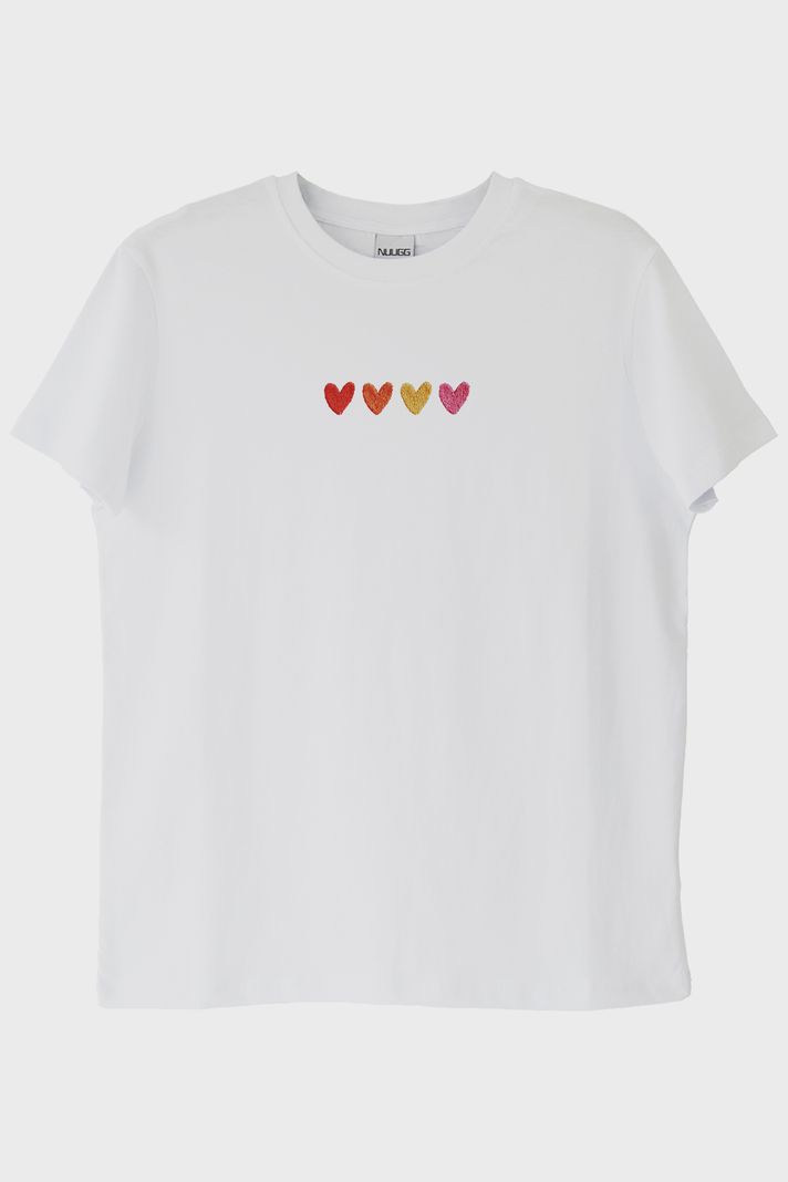 Renkli Kalp Desenli Nakış Tişört - Sevgililer Günü Özel Tasarım