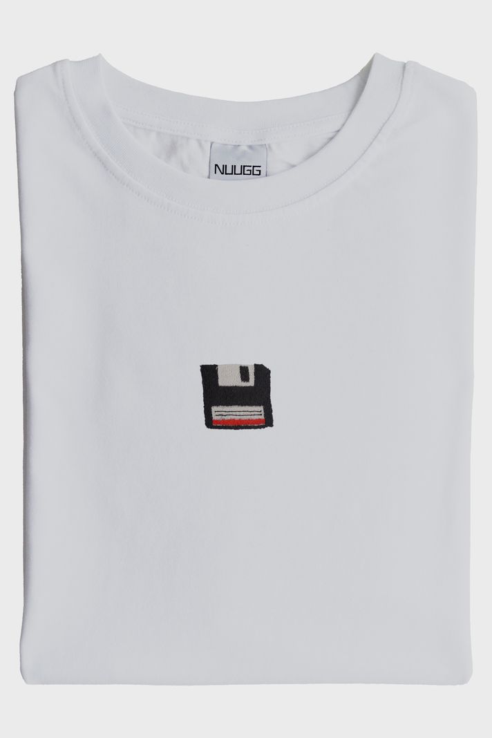 Disket Desenli Nakış Tişört