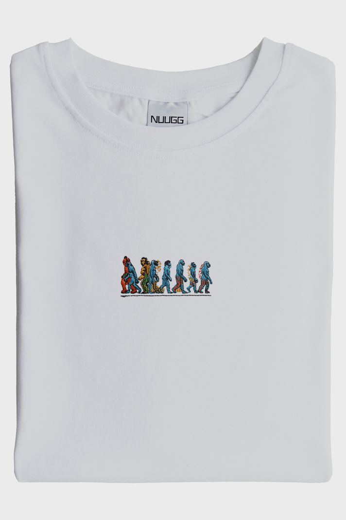 Evrim Desenli Nakışlı Tişört