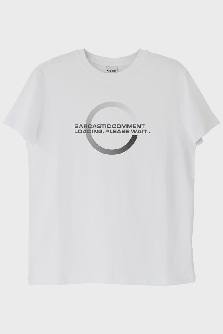 Sarcastic Comment Loading Baskılı Beyaz Tişört