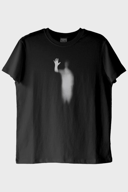Bulanık Siluet Baskılı Siyah Tişört