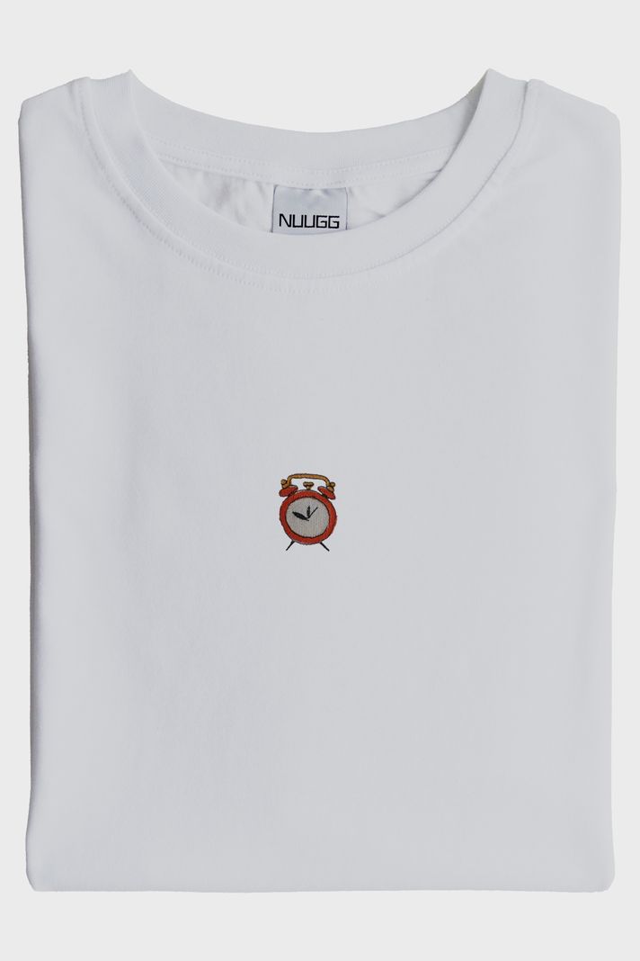 Çalar Saat Desenli Nakış Tişört