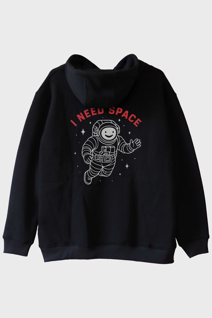 I NEED SPACE Astronot Tasarımlı Baskılı Siyah Hoodie