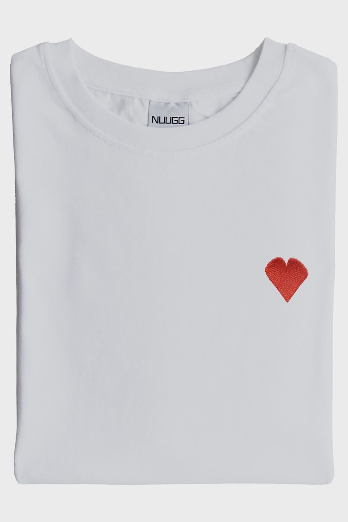 Kupa Detaylı Beyaz Tişört