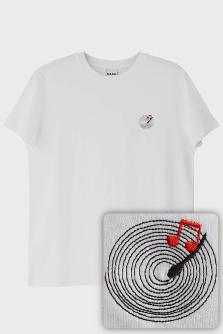 Plak Desenli Nakış Müzik T-Shirt