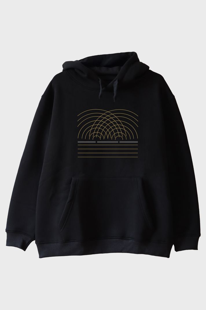 Çift Yarık Desenli Altın Çizgili Siyah Hoodie